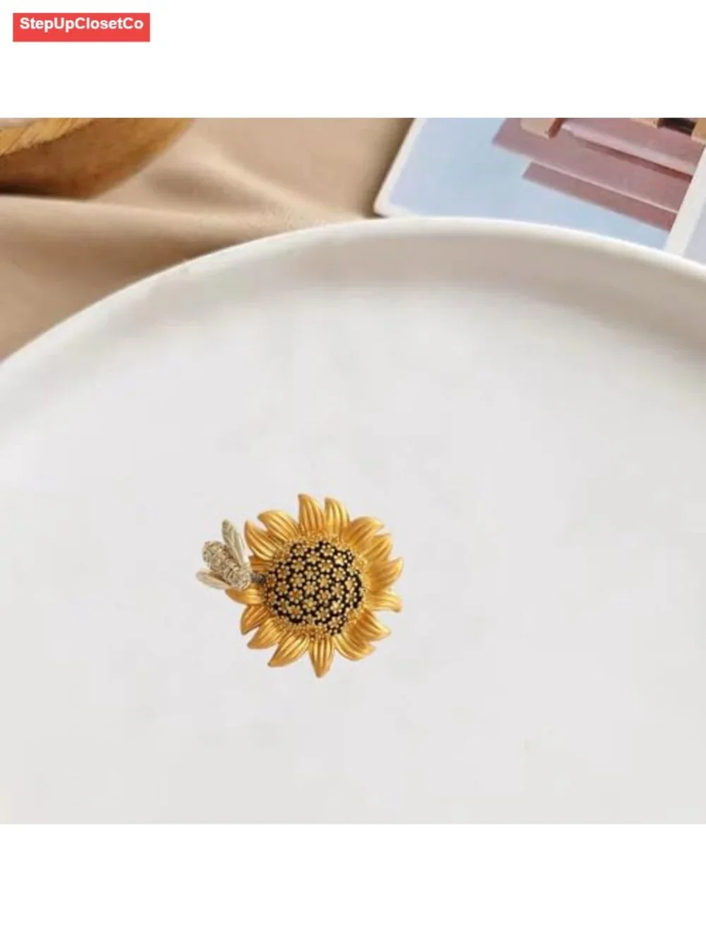 Crystal Rhinestone Sunflower Brooch Vintage Enamel Bee Pin 3D Floral Jewelry